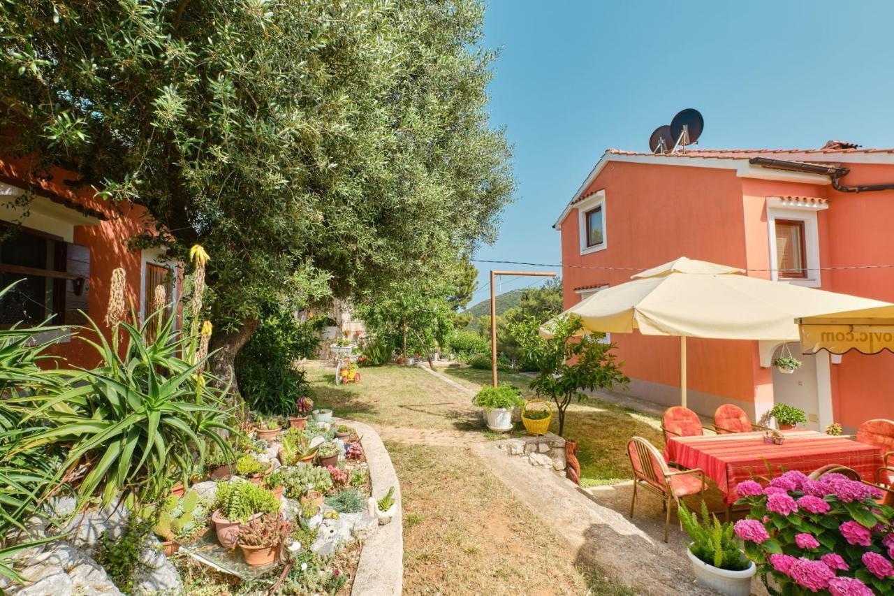 Apartments With A Parking Space Cunski, Losinj - 7867 Ngoại thất bức ảnh